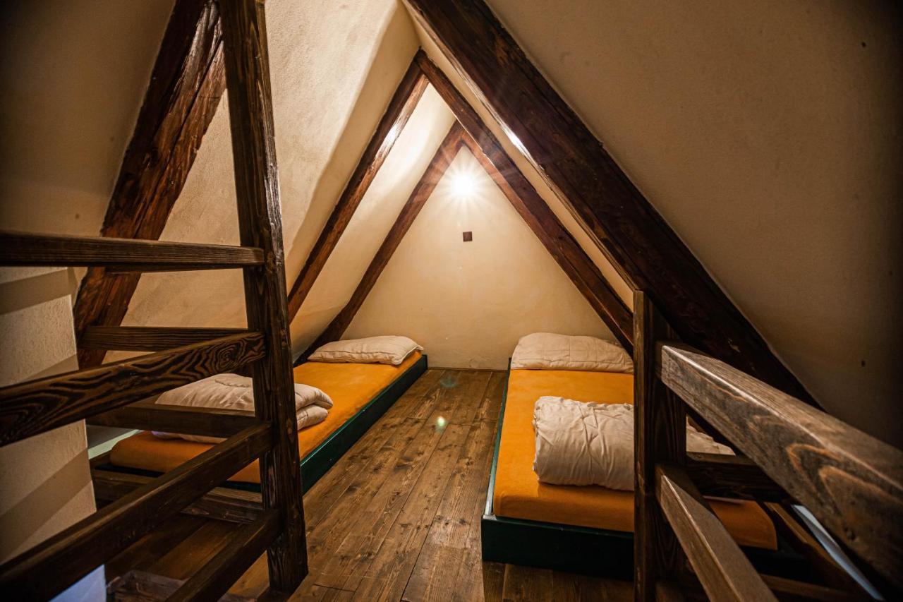Hostel 99 Чески-Крумлов Экстерьер фото