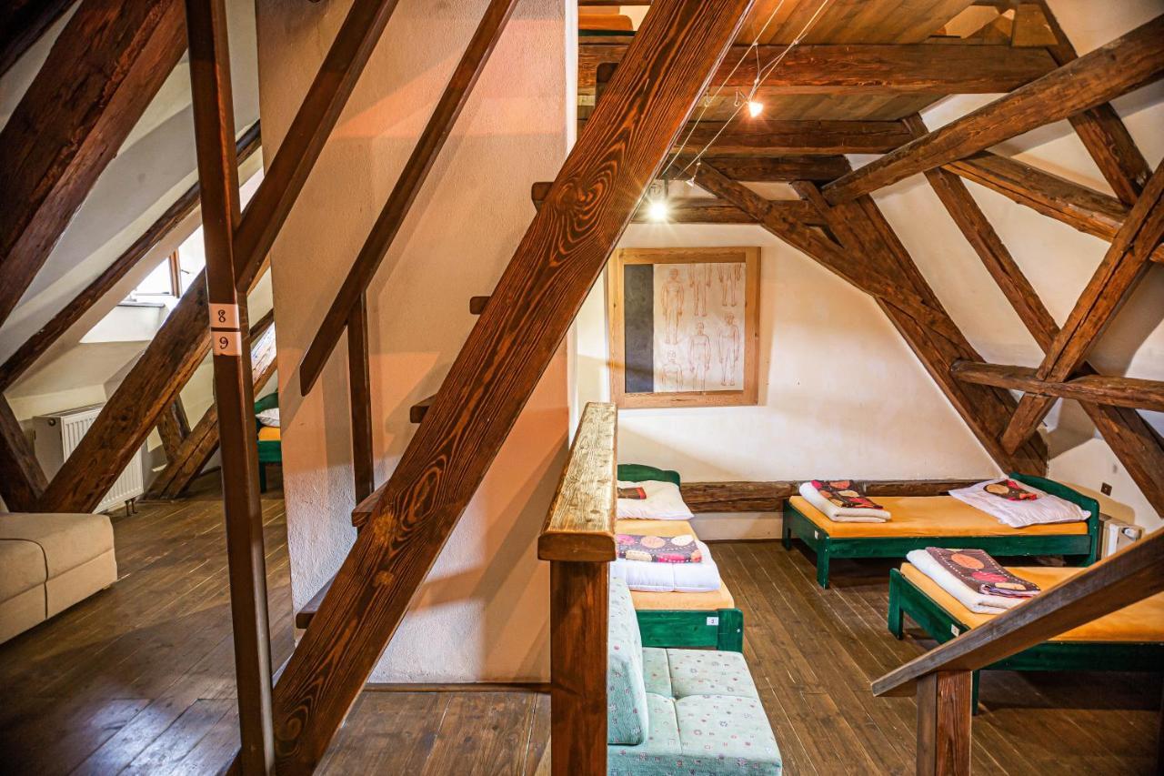 Hostel 99 Чески-Крумлов Экстерьер фото