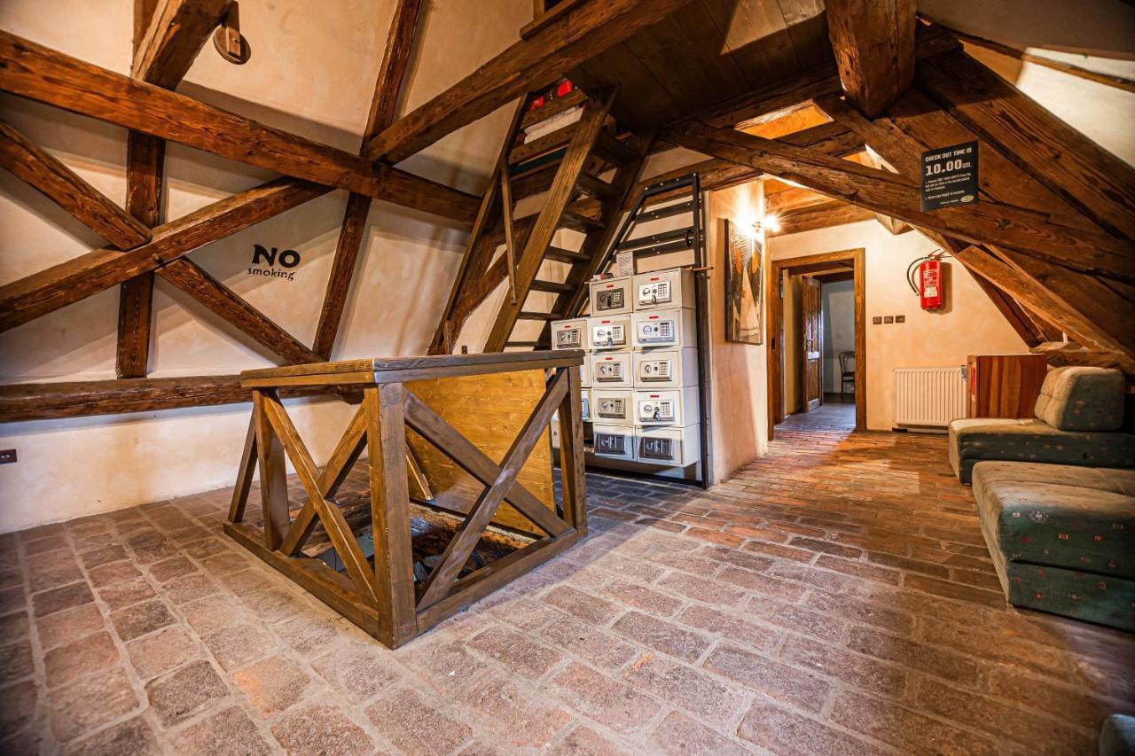 Hostel 99 Чески-Крумлов Экстерьер фото