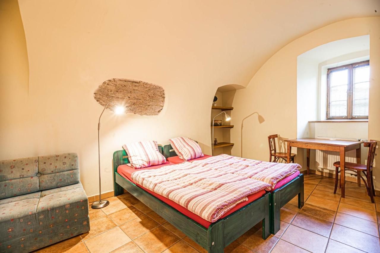 Hostel 99 Чески-Крумлов Экстерьер фото